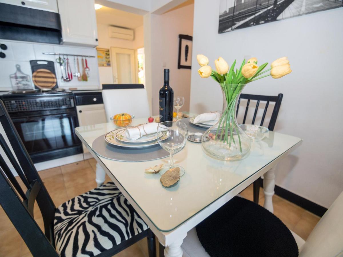 Apartment Eneja Rab Town Dış mekan fotoğraf