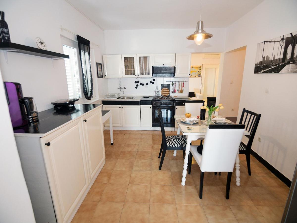 Apartment Eneja Rab Town Dış mekan fotoğraf