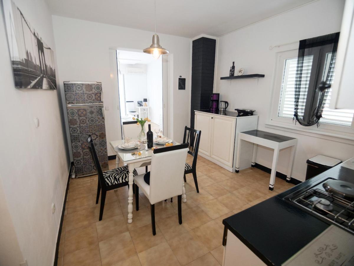 Apartment Eneja Rab Town Dış mekan fotoğraf