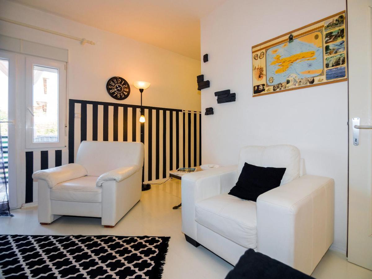 Apartment Eneja Rab Town Dış mekan fotoğraf
