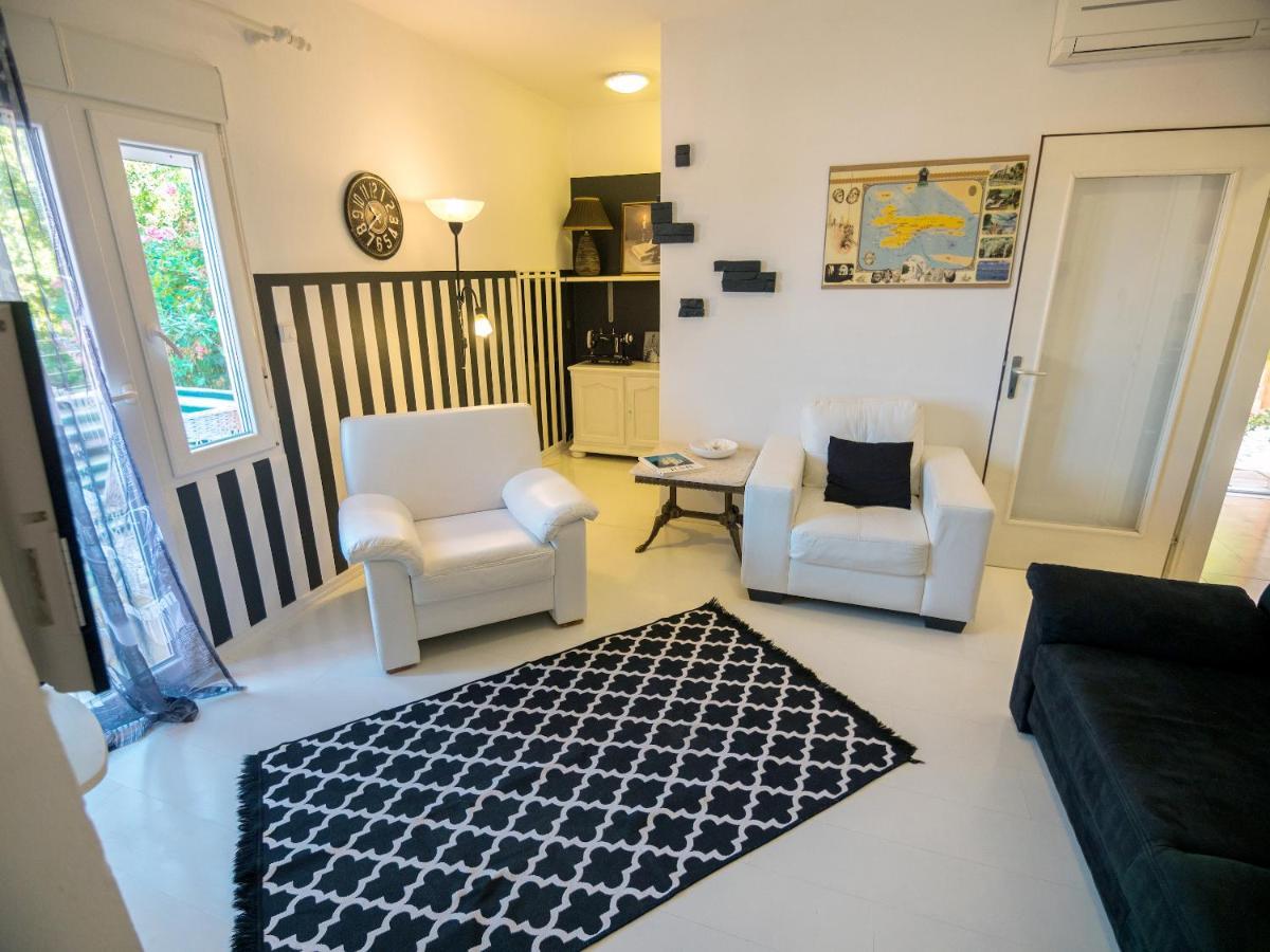 Apartment Eneja Rab Town Dış mekan fotoğraf